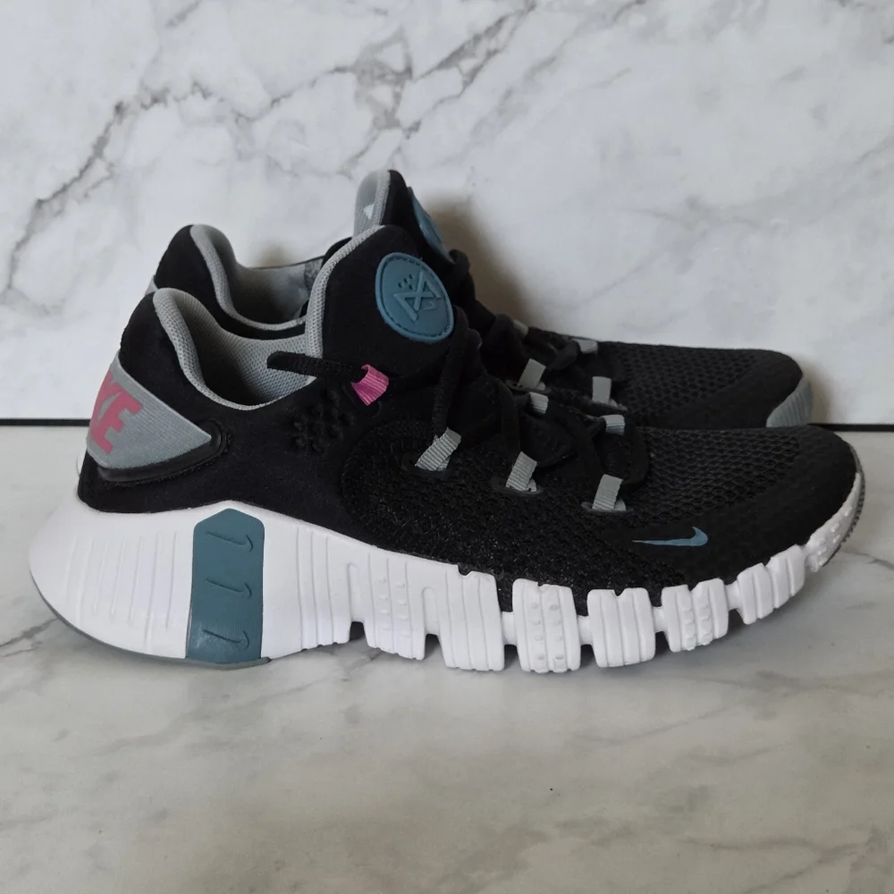 Nike W Free Metcon 4 Women Training Sneakers Shoes Black/Noise Aqua Size 7